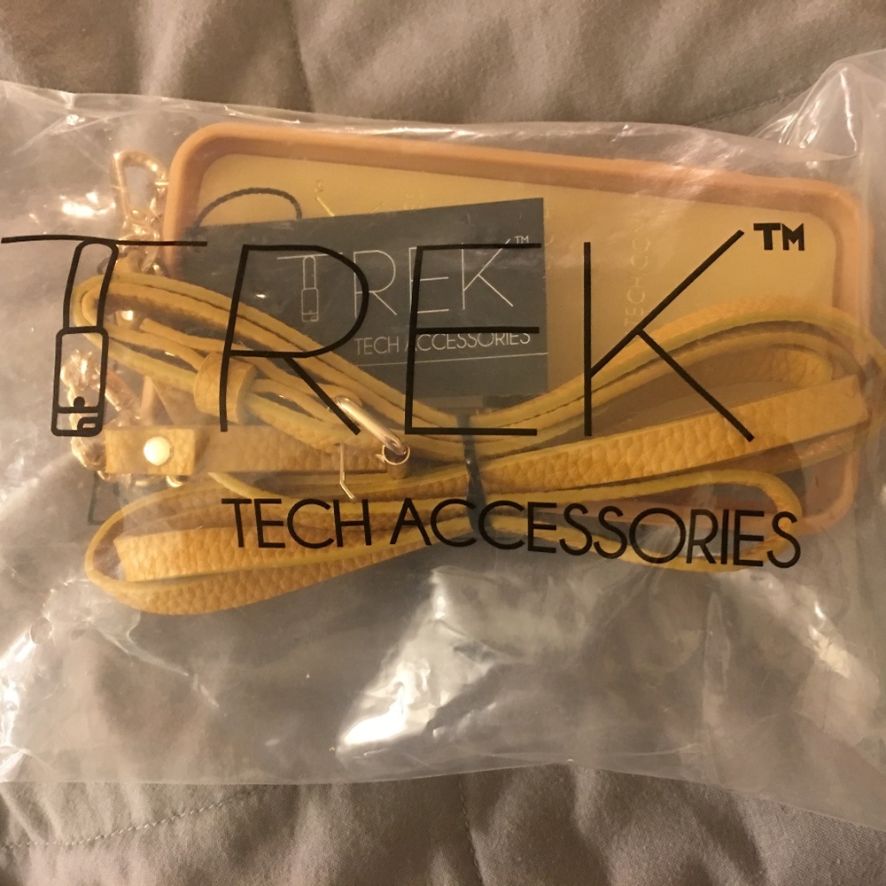 TREK | iPhone X/XS | Mustard | Crossbody